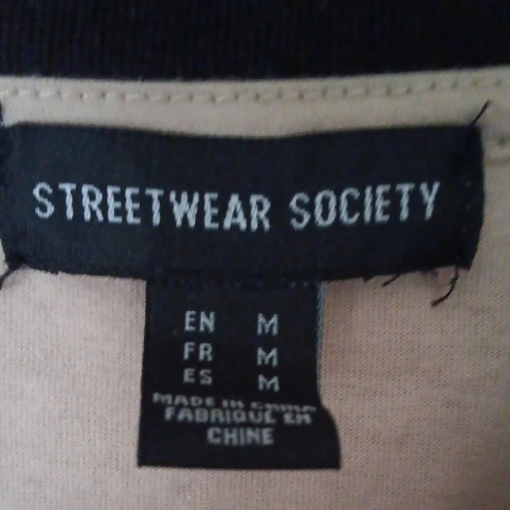 Vintage Style Ringer Tee ๐ - Picture 2 of 4